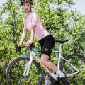 Izingoma zabesifazane be-Cargo Bhinks CORE BIB shorts